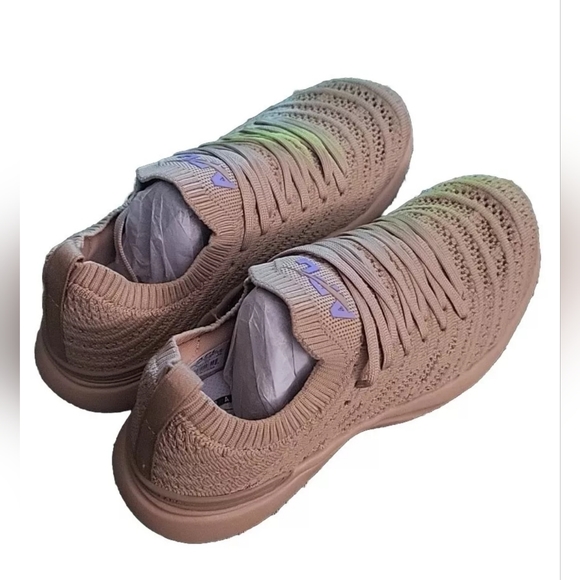 Athletic Propulsion Labs Women's Techloom Wave Sneakers, SIZE 5.5 - Picture 6 of 6